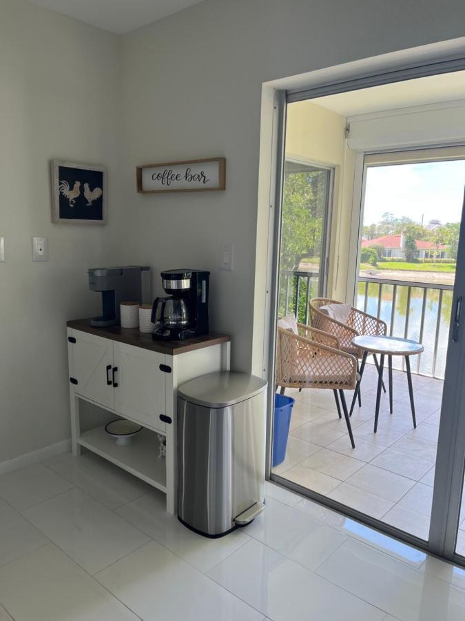 Great Location With Lake View North North Naples Екстериор снимка