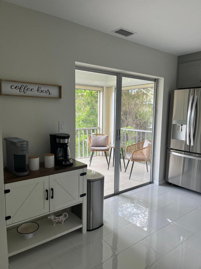 Great Location With Lake View North North Naples Екстериор снимка